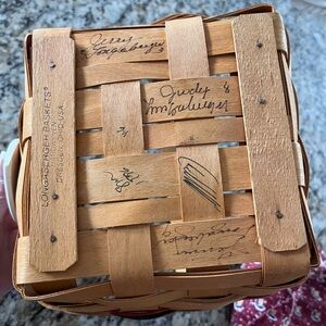 RARE Left-Hand Woven Longaberger Bee Basket 1996 – Dave Longaberger Signed